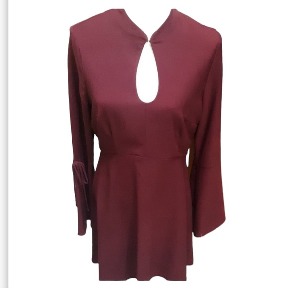 New York & Company Dresses & Skirts - New York and Company Maroon, Burgundy sexy, Dress, Bell sleeves Sz 10